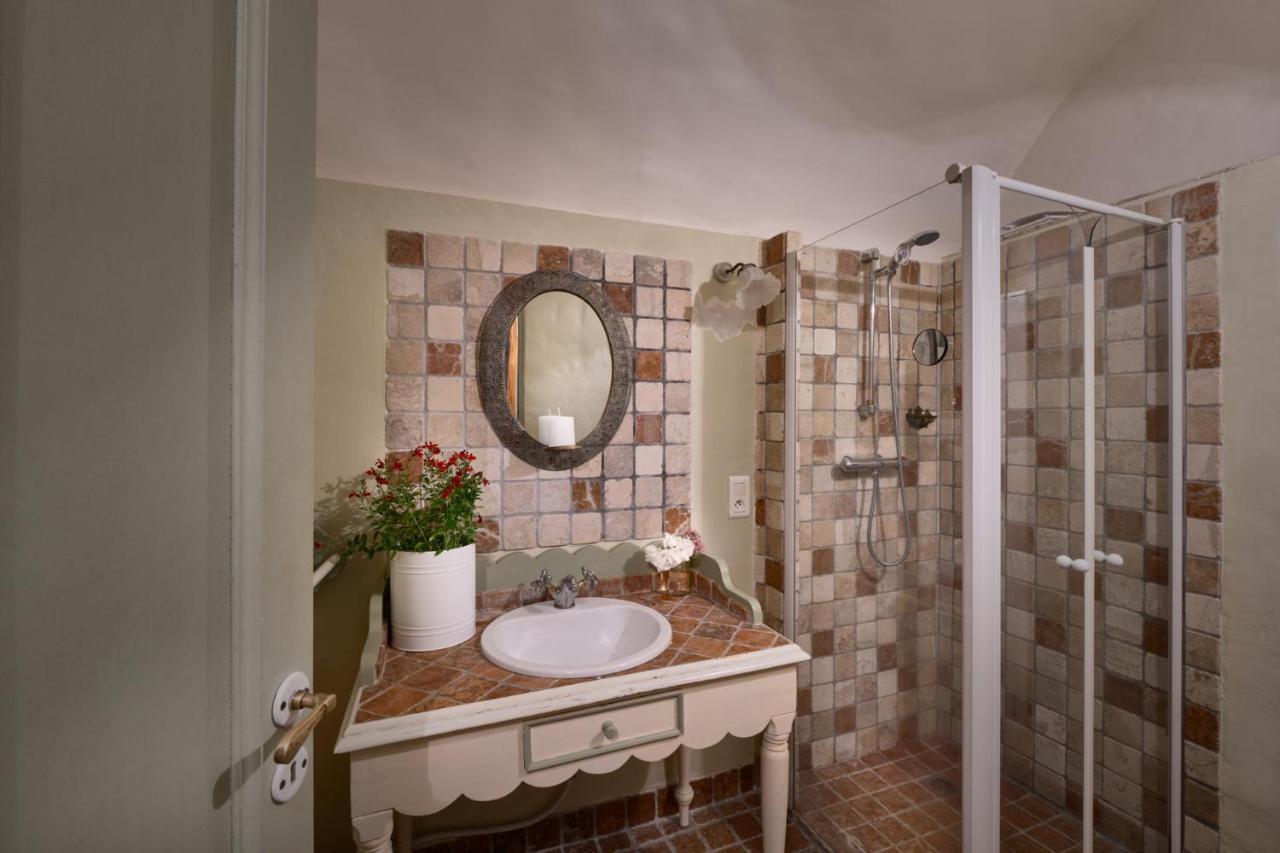 Maison Lou Roucas Cabrieres-d'Aigues Dış mekan fotoğraf